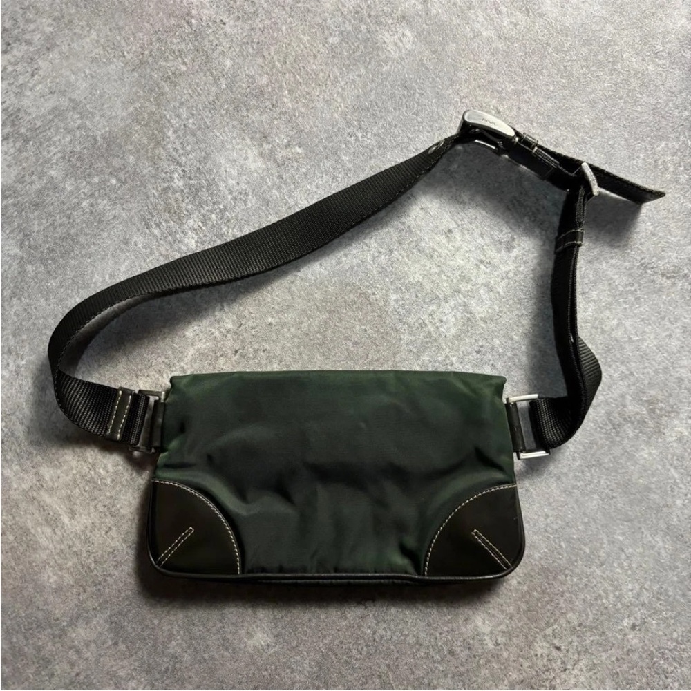 Prada Men's Green Belt Bag - Picture 5 of 11